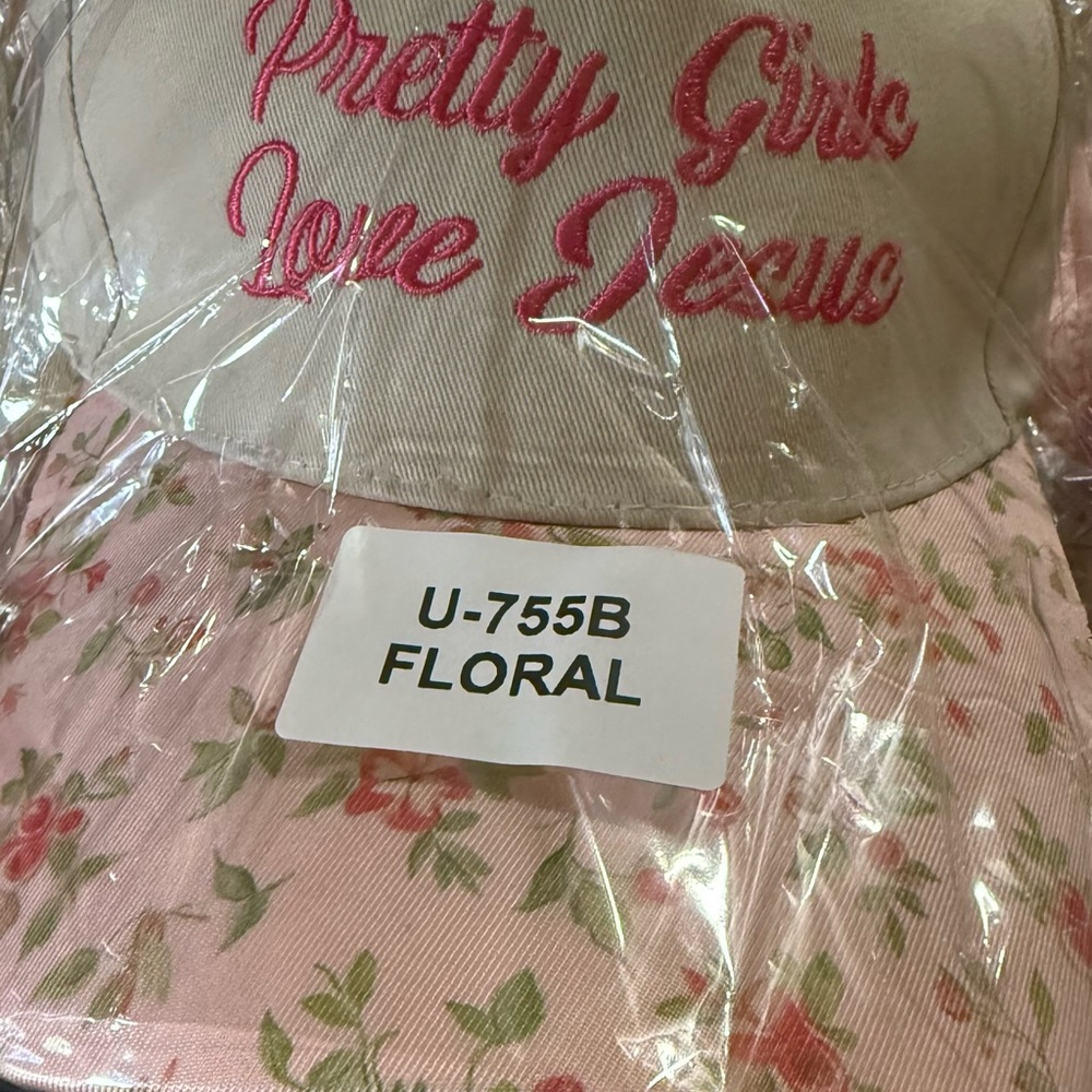 Pretty Girls Love Jesus Hat - Picture 5 of 5